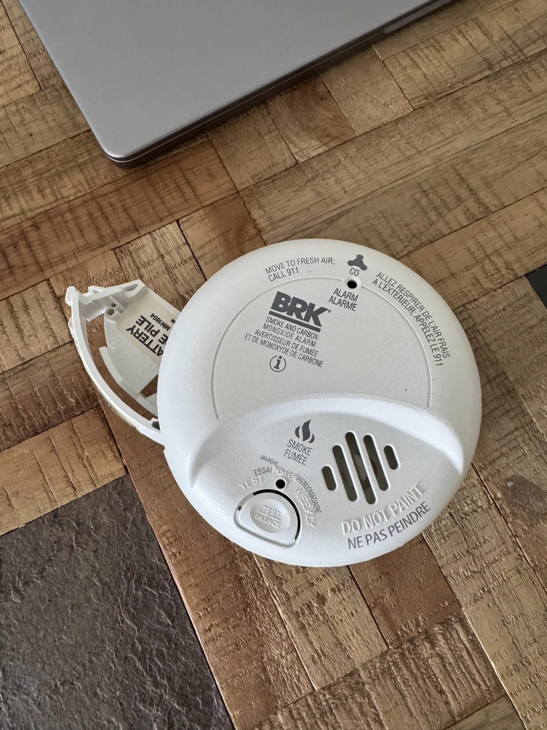 拆brk烟雾报警器技巧