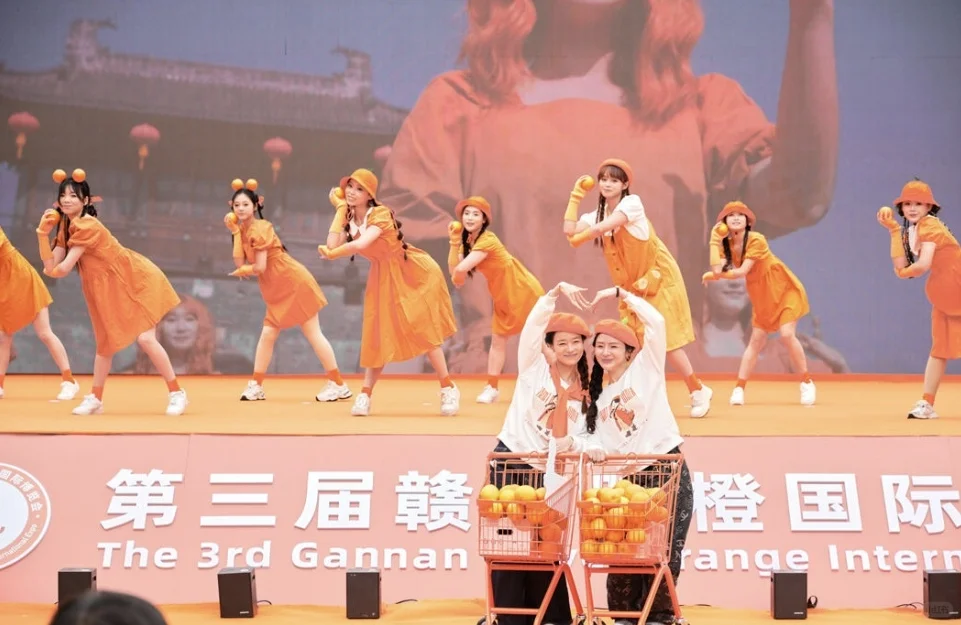 在赣州怎么能不吃赣南脐橙！