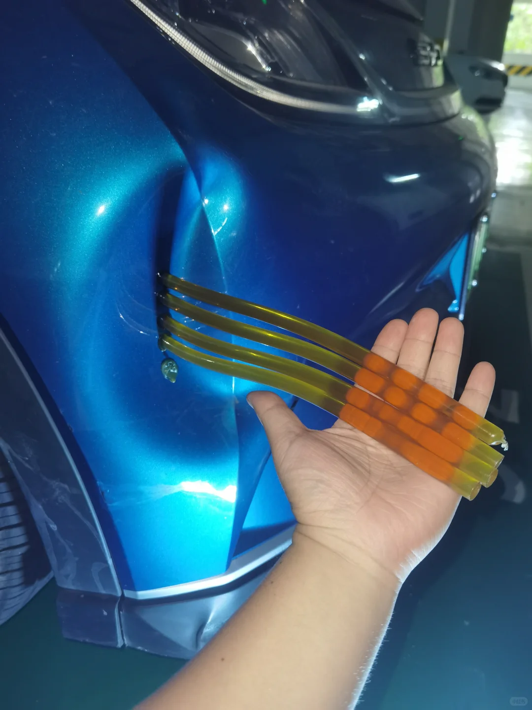 手动修复凹陷保险杠