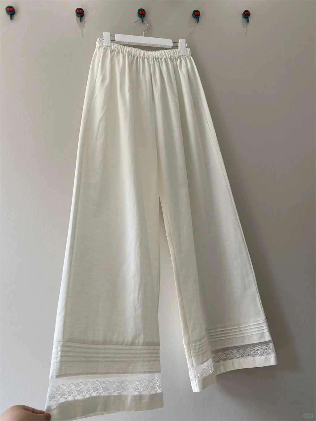 简单裁剪图分享|风情褶下摆长裤