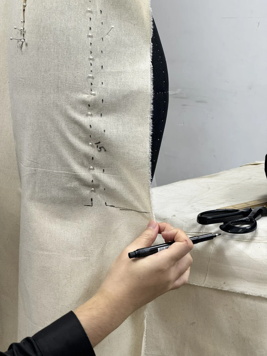 丽裁旗袍立体裁剪·标记篇