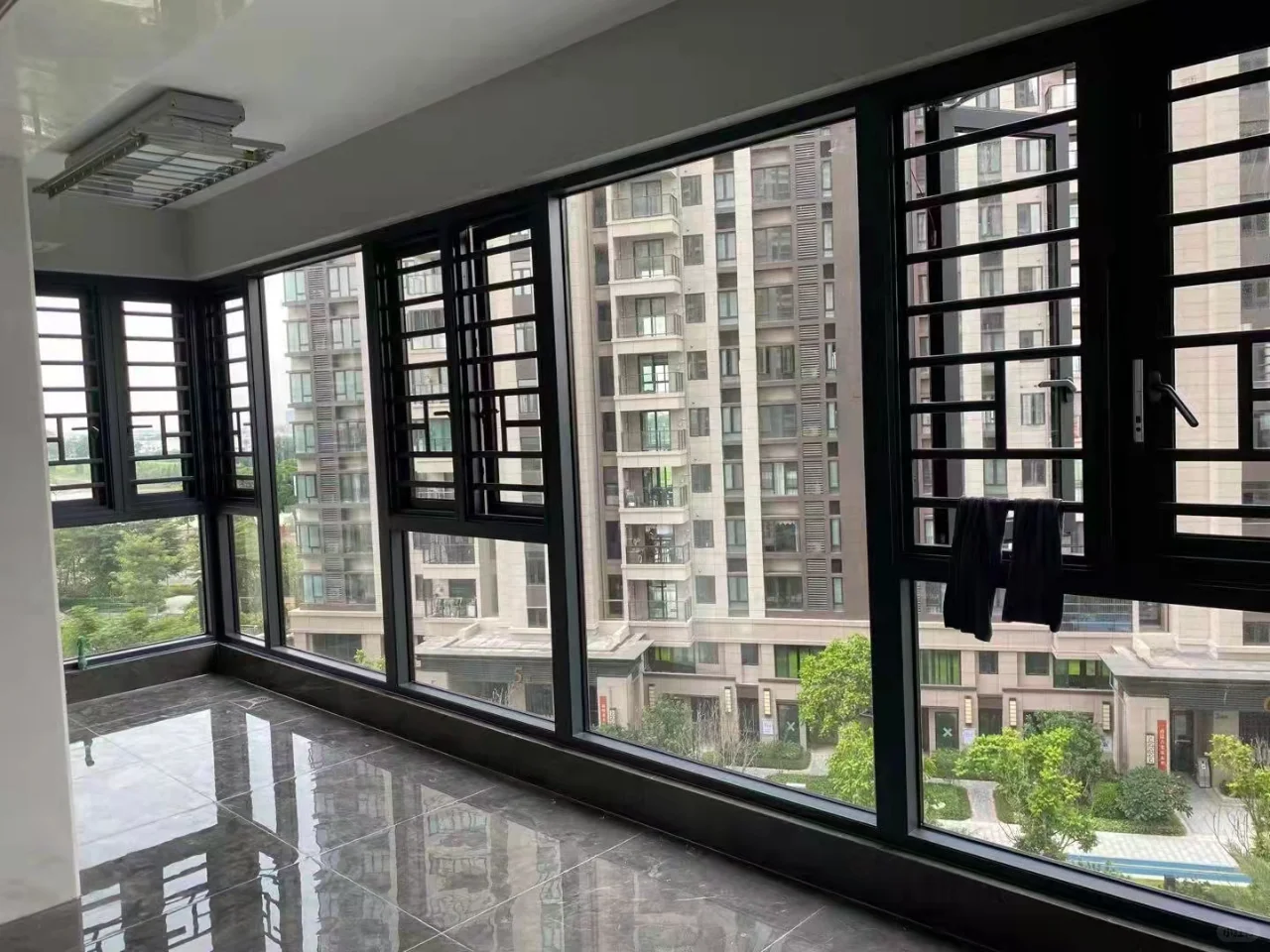 438一方断桥平开窗系统门窗封阳台窗纱一体