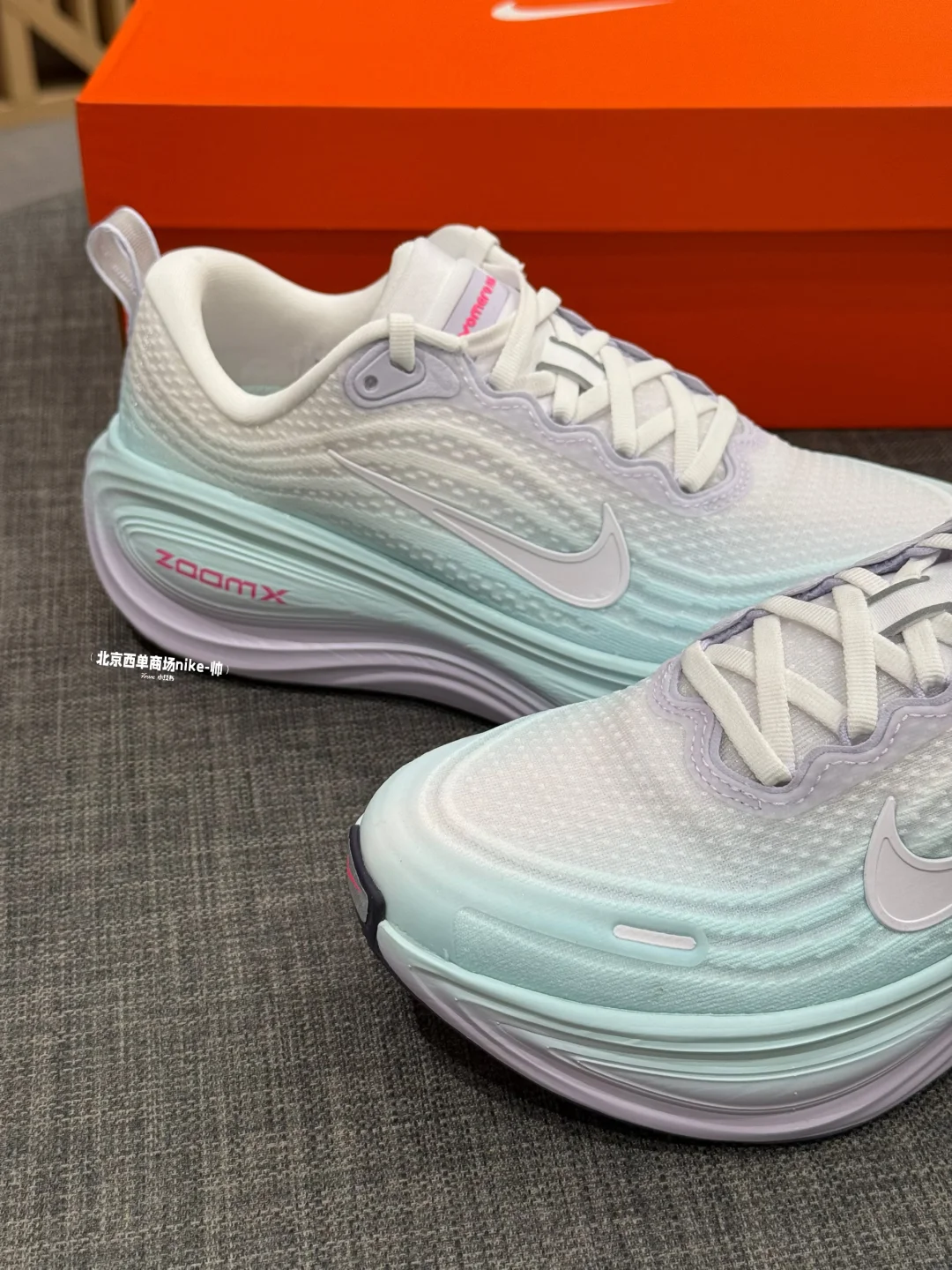 哇哇哇，能变色欸