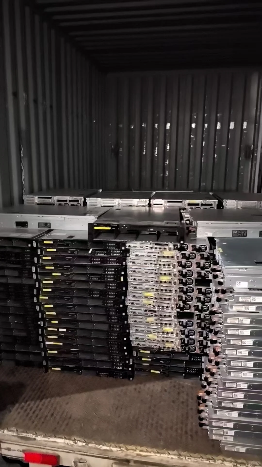 专业机房服务器回收，通信设备 电脑回收