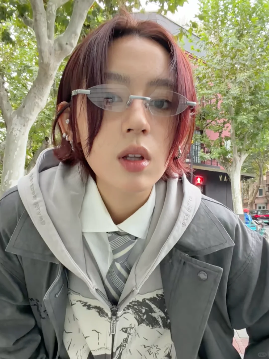 碳酸同款｜灰色系的叠穿look▫️◽️