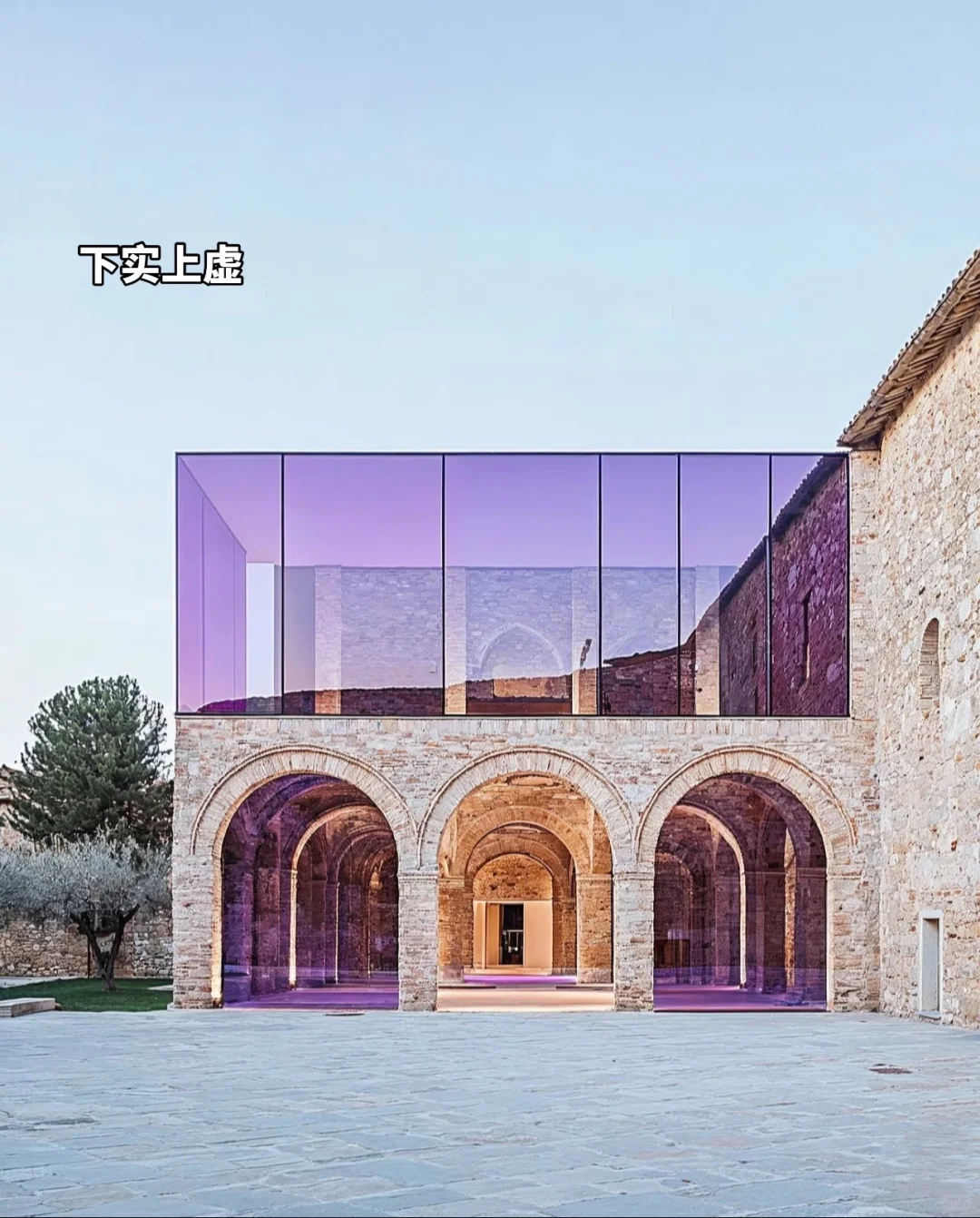 真绝!用玻璃网重构历史建筑