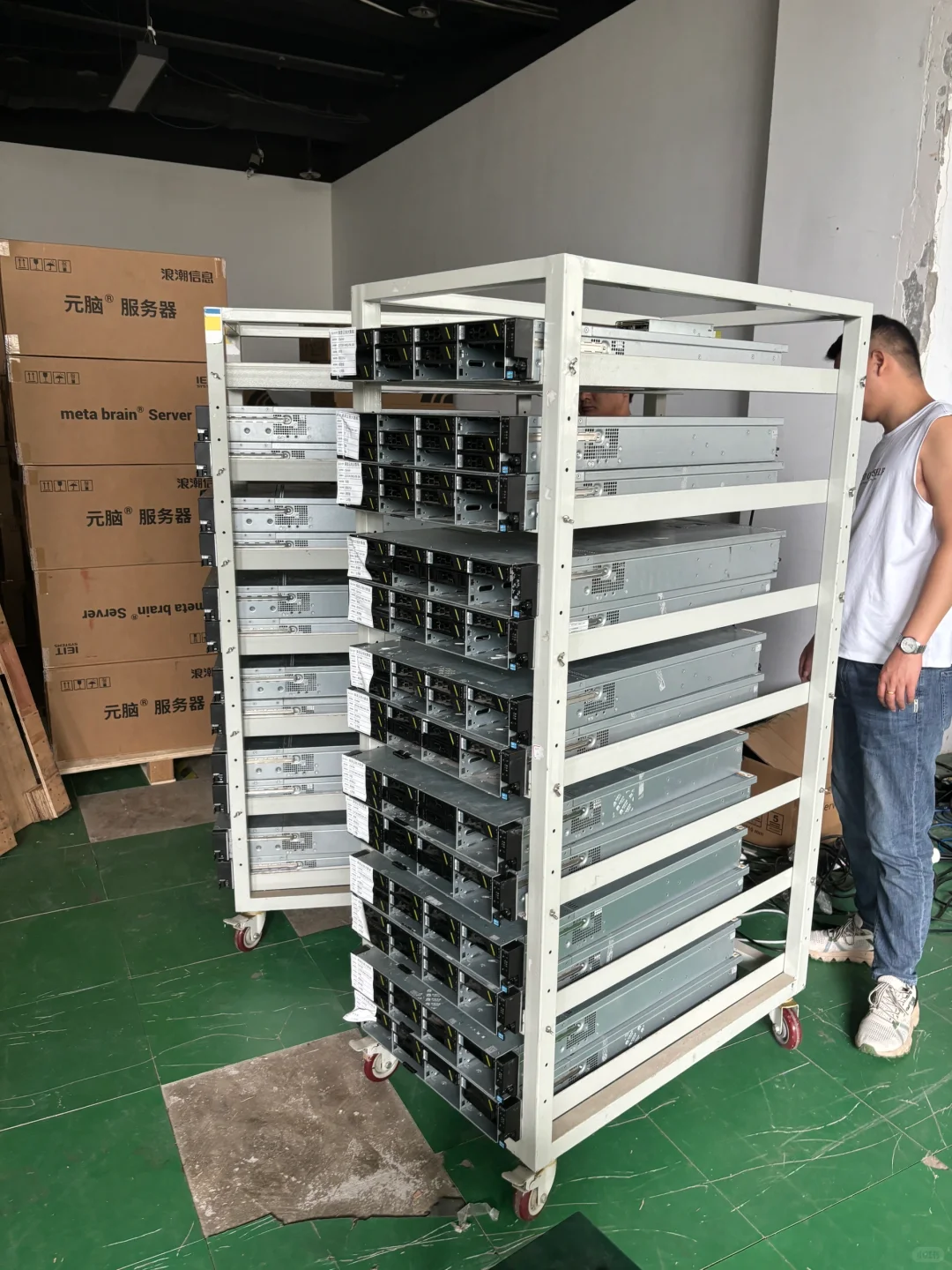 专业机房服务器回收，通信设备 电脑回收