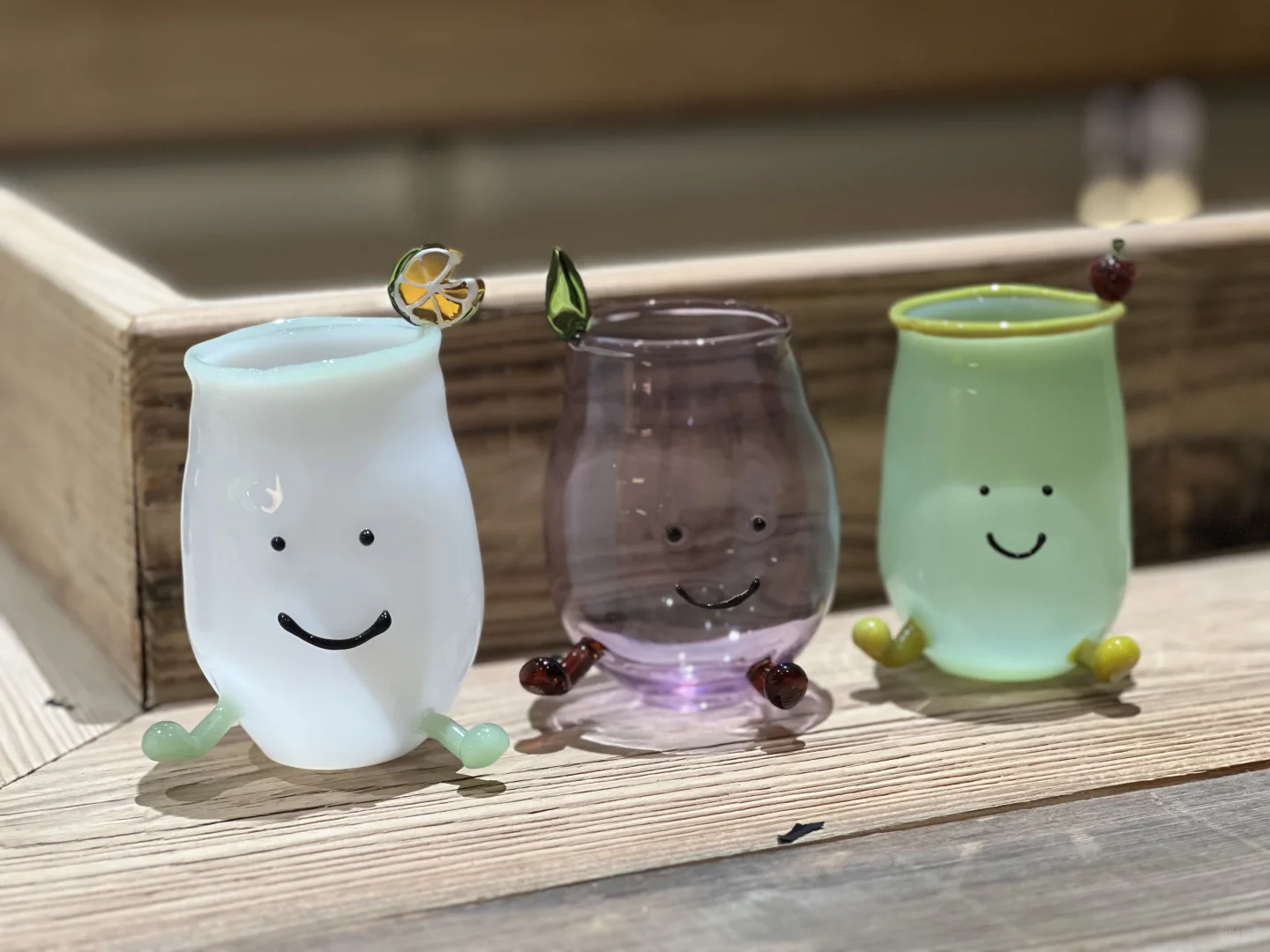 在景德镇烧玻璃之我吹出来个jellycat茄子杯