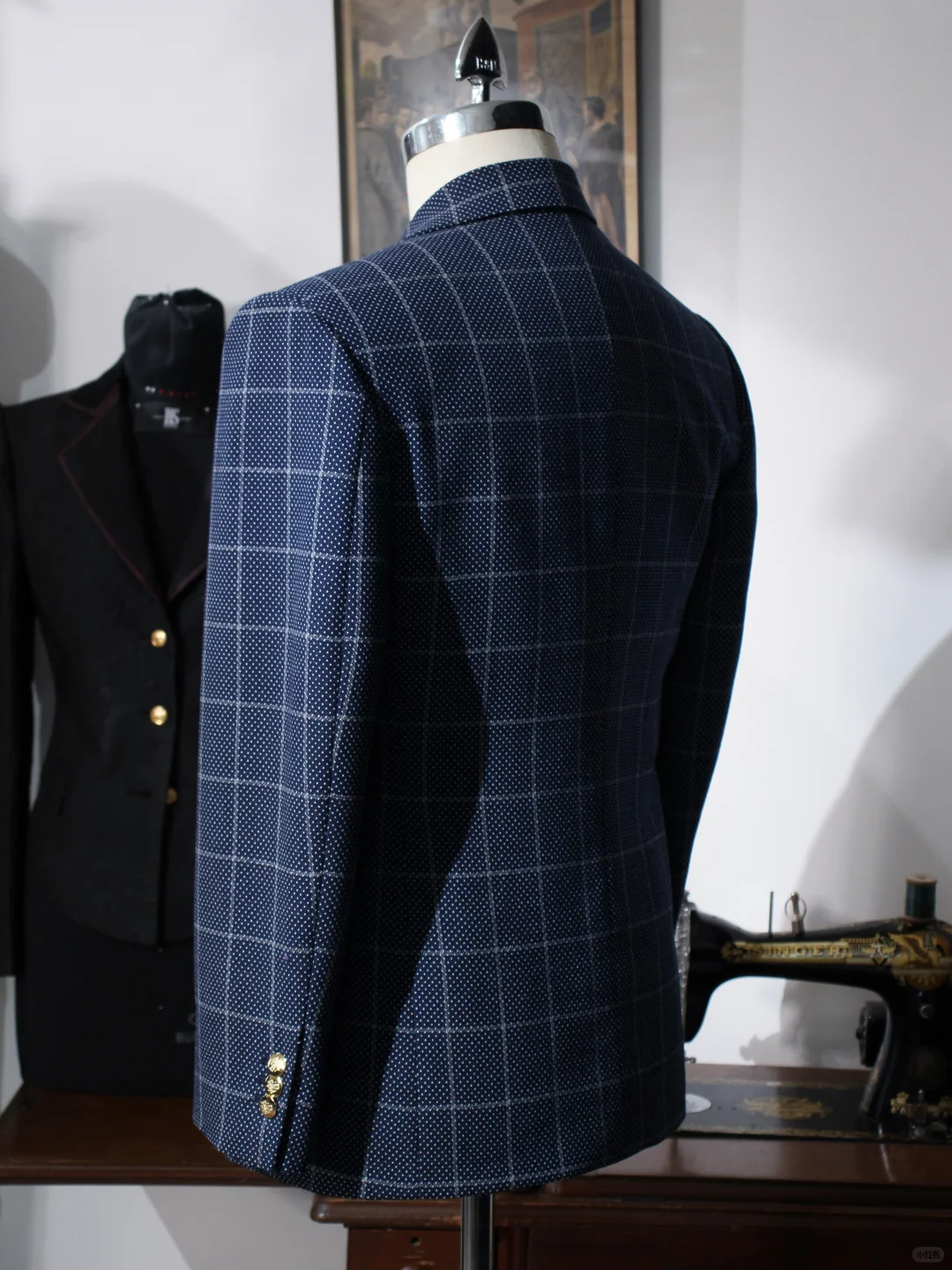 西装鉴赏 | 三维拓补图 英式幾何秩序