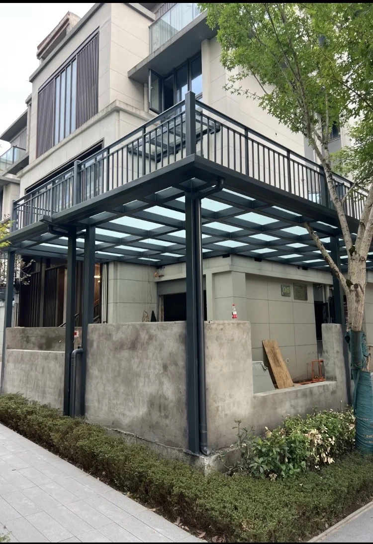 钢结构玻璃雨棚阳光房，别墅的优雅屏障