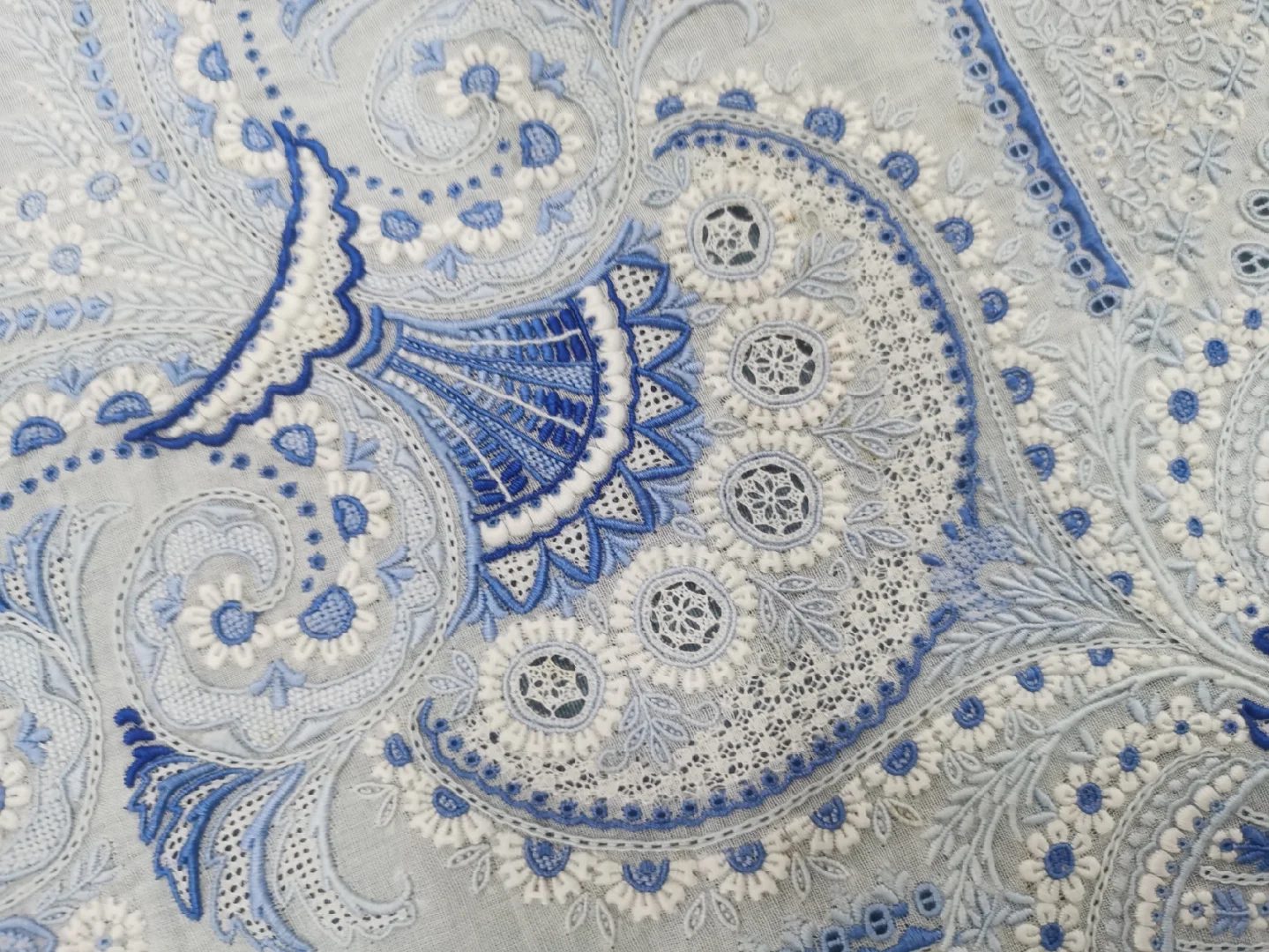 潮州抽纱 | 极繁主义的小众美学✨