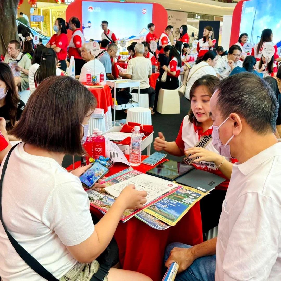 ??我宣布这是我看过最大方的旅游展✈️?