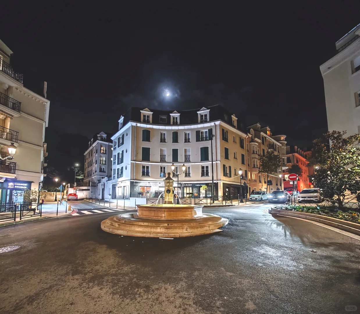 ??21世纪欧洲人热衷于新建中世纪城镇