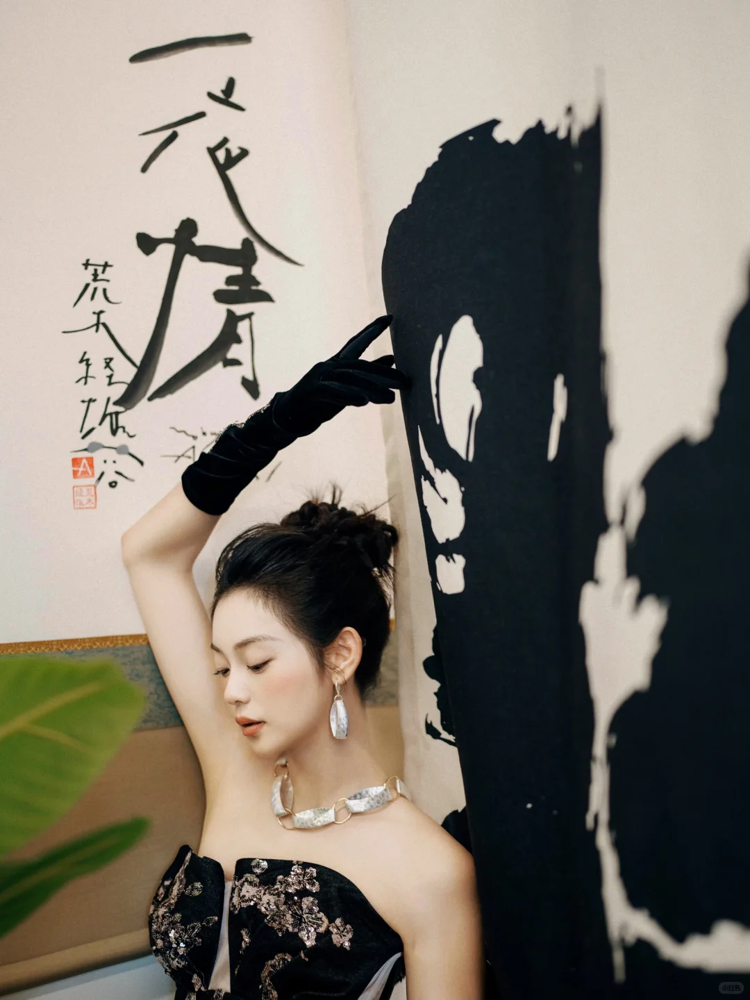 我用桃花染纸给荒木经惟做版画