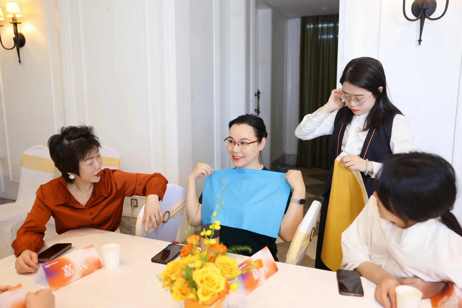 简心形象管理丨私藏秘籍：色彩搭配大法