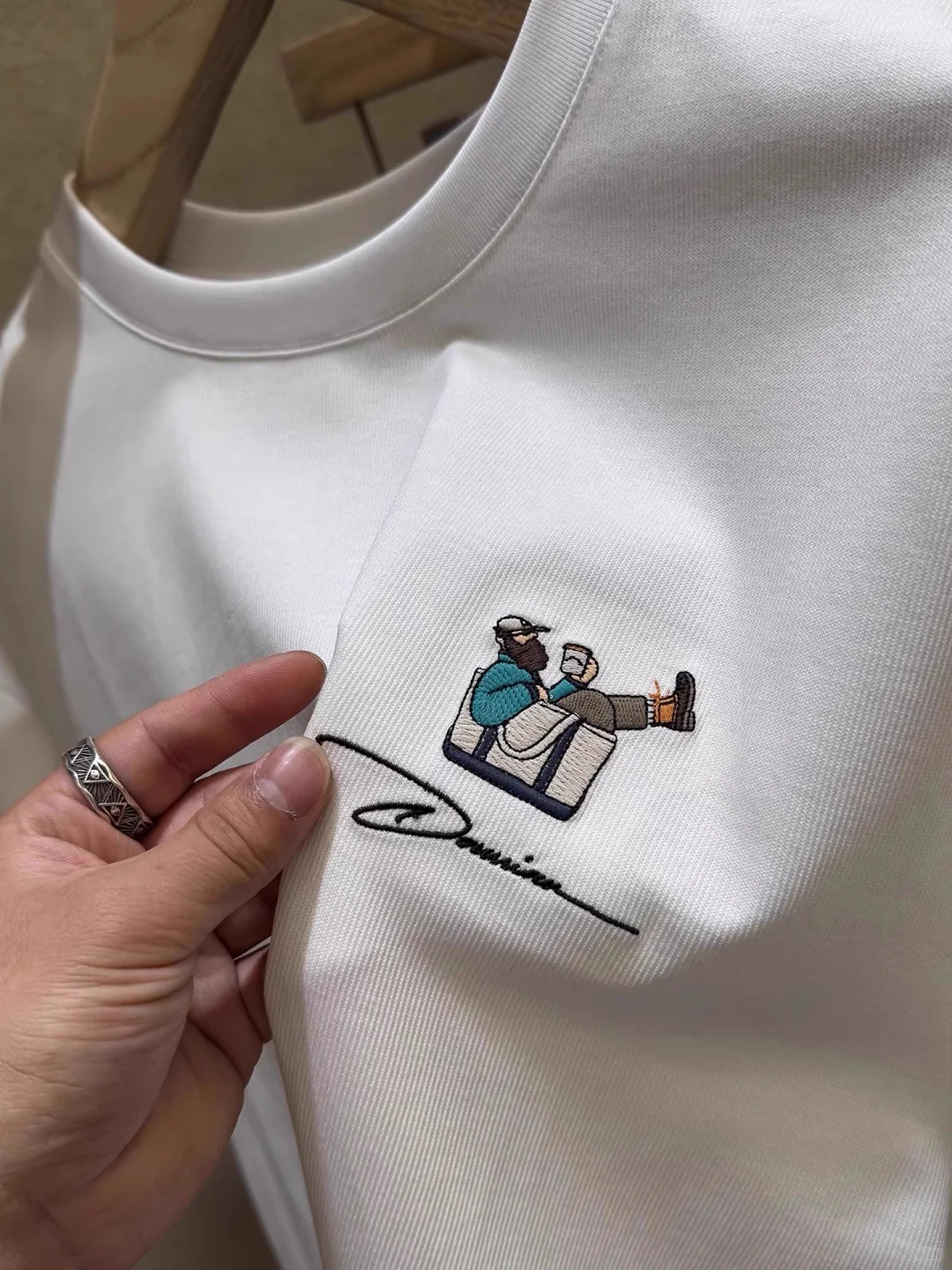 服装工艺｜2025/26最新的高级印绣花细节设计