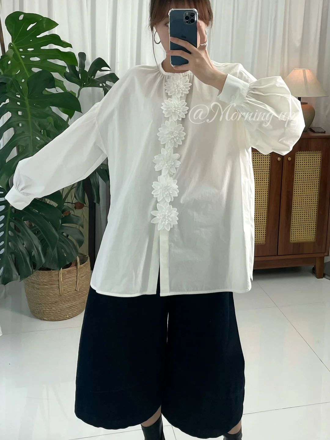 小众设计感白衬衫