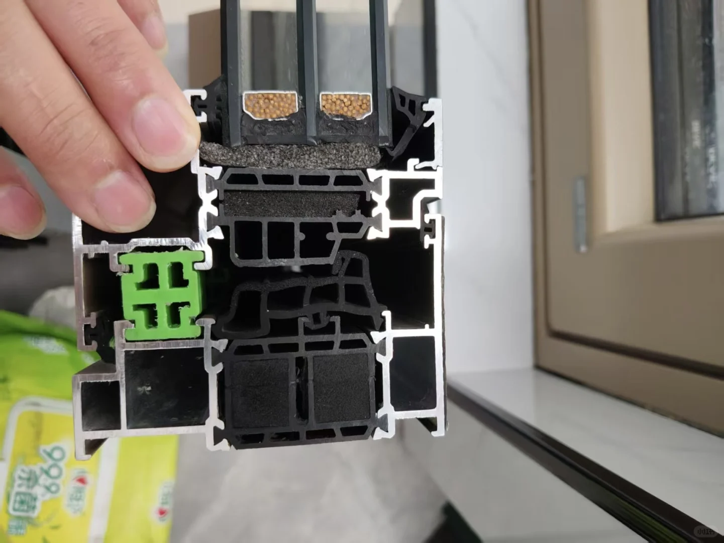 700一平的88系列系统窗贵吗？