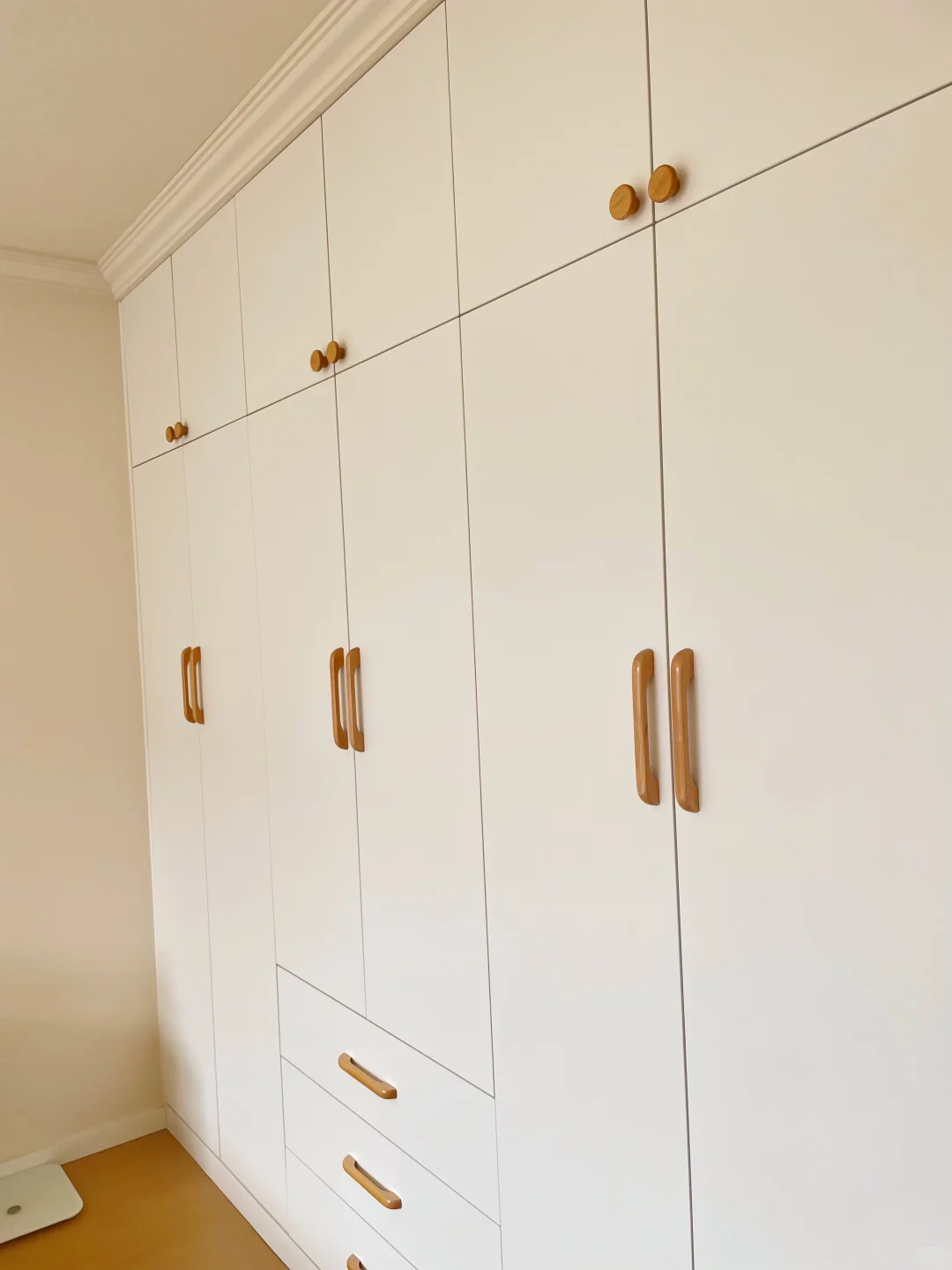 装修最不后悔的就是全挂式衣柜‼️被邻居夸爆