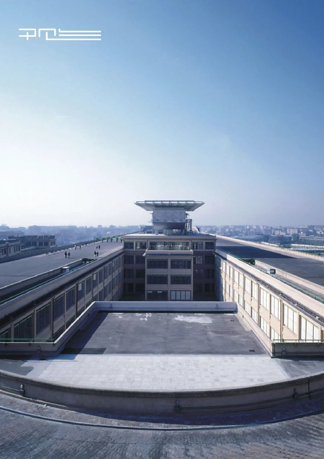 百年前的汽车工厂屋顶可以开车兜风??