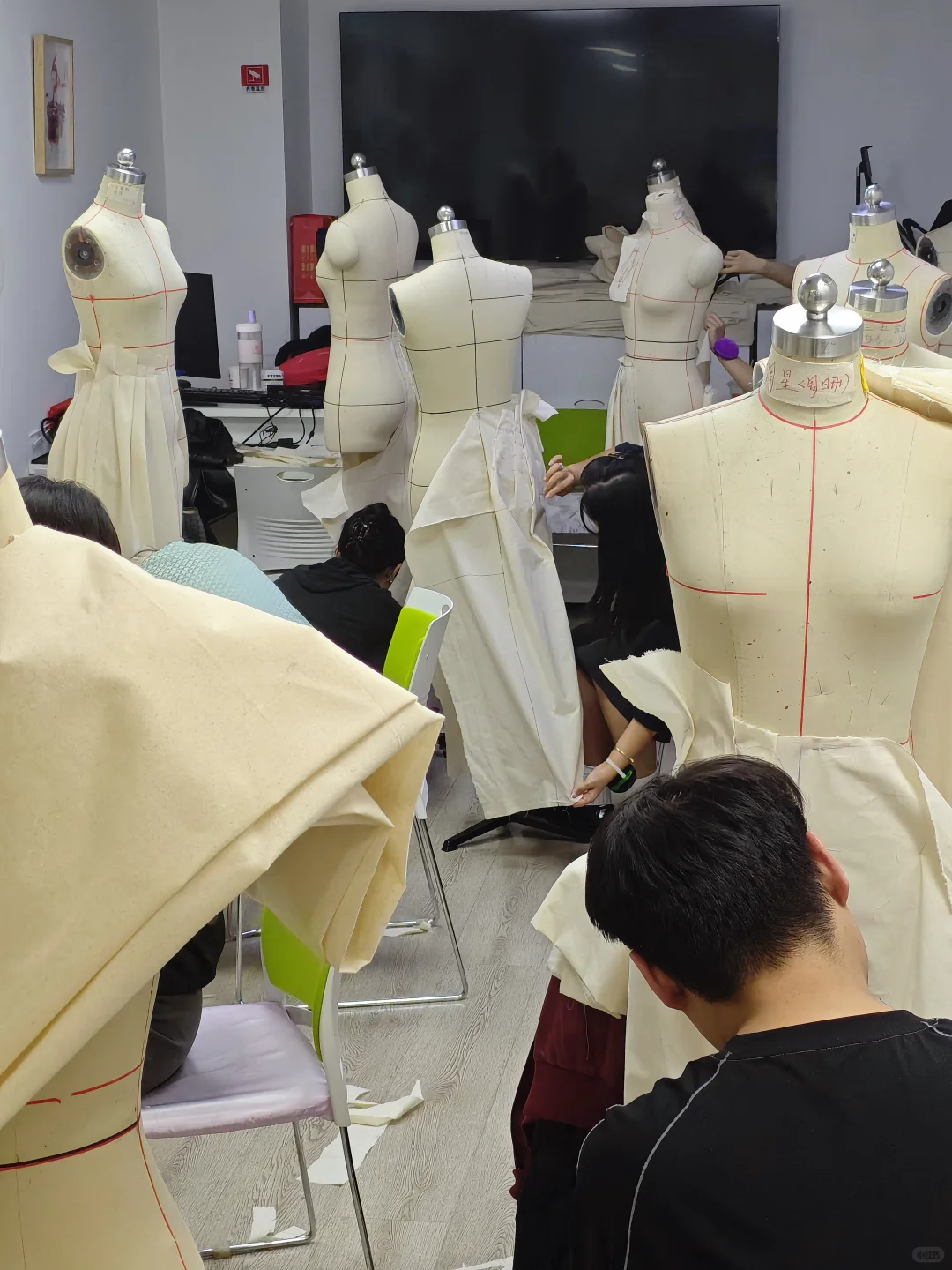 徐汇新中式，汉服，西装，服装设计制作培训