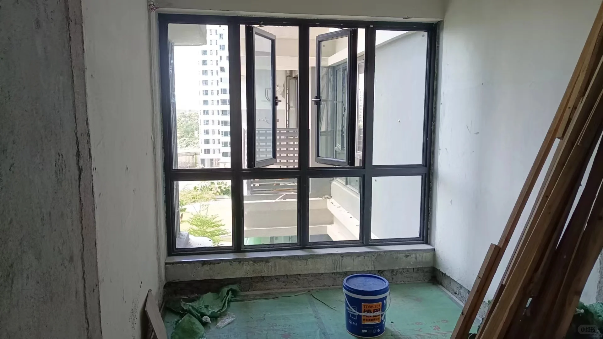 438一方断桥平开窗封阳台隔音隔热平开窗