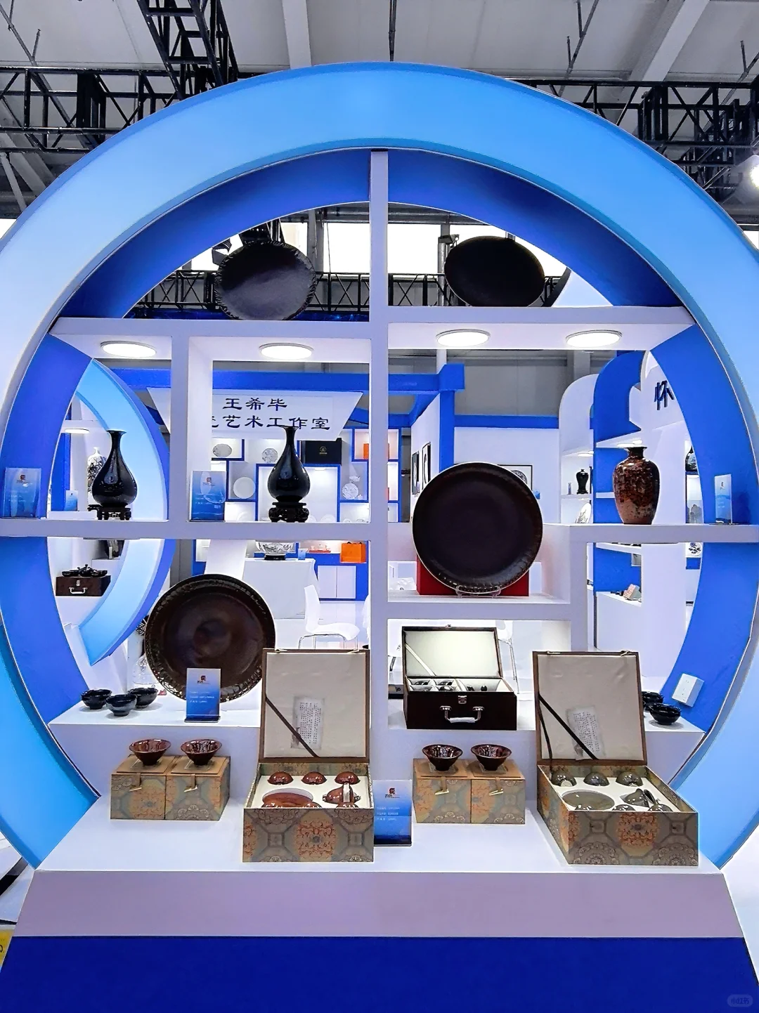 ?陶瓷博览会攻略|首钢把秋天装进陶瓷里