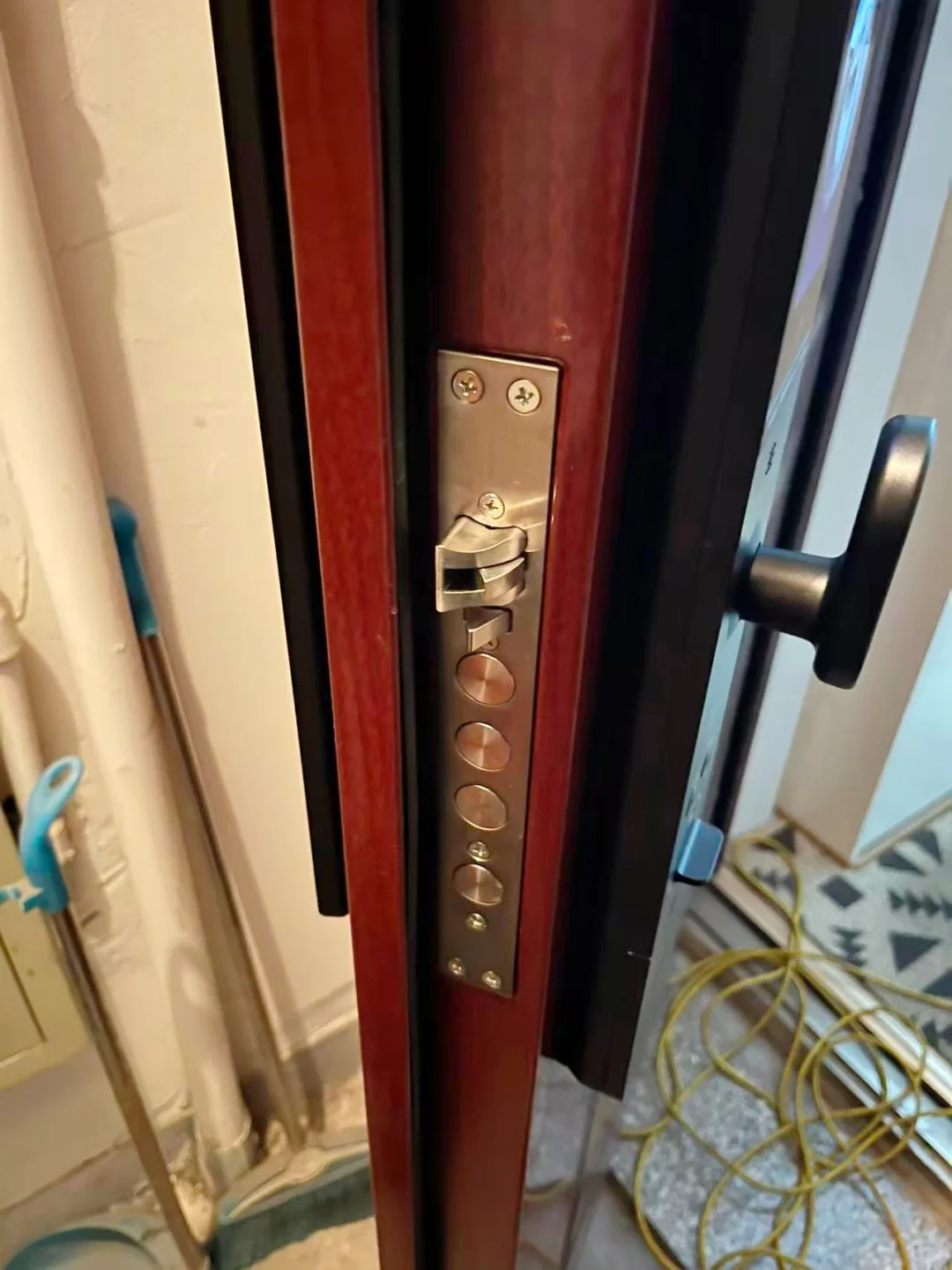 买乐橙智能锁送慕斯记忆枕活动