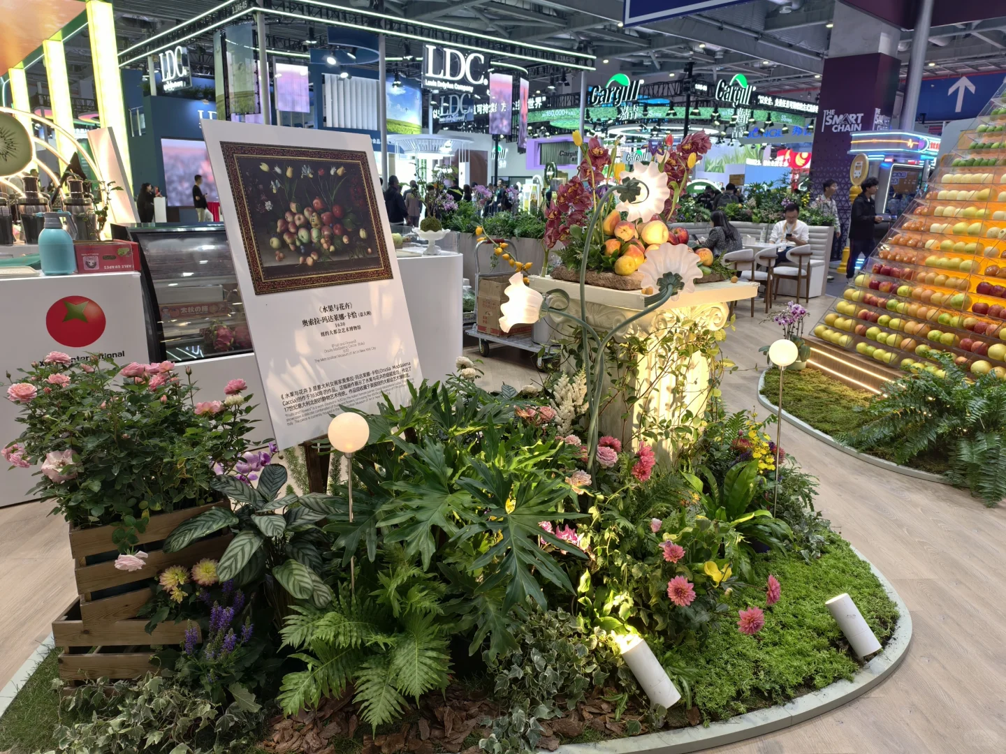 进博会首日！1号食品馆的好看展位