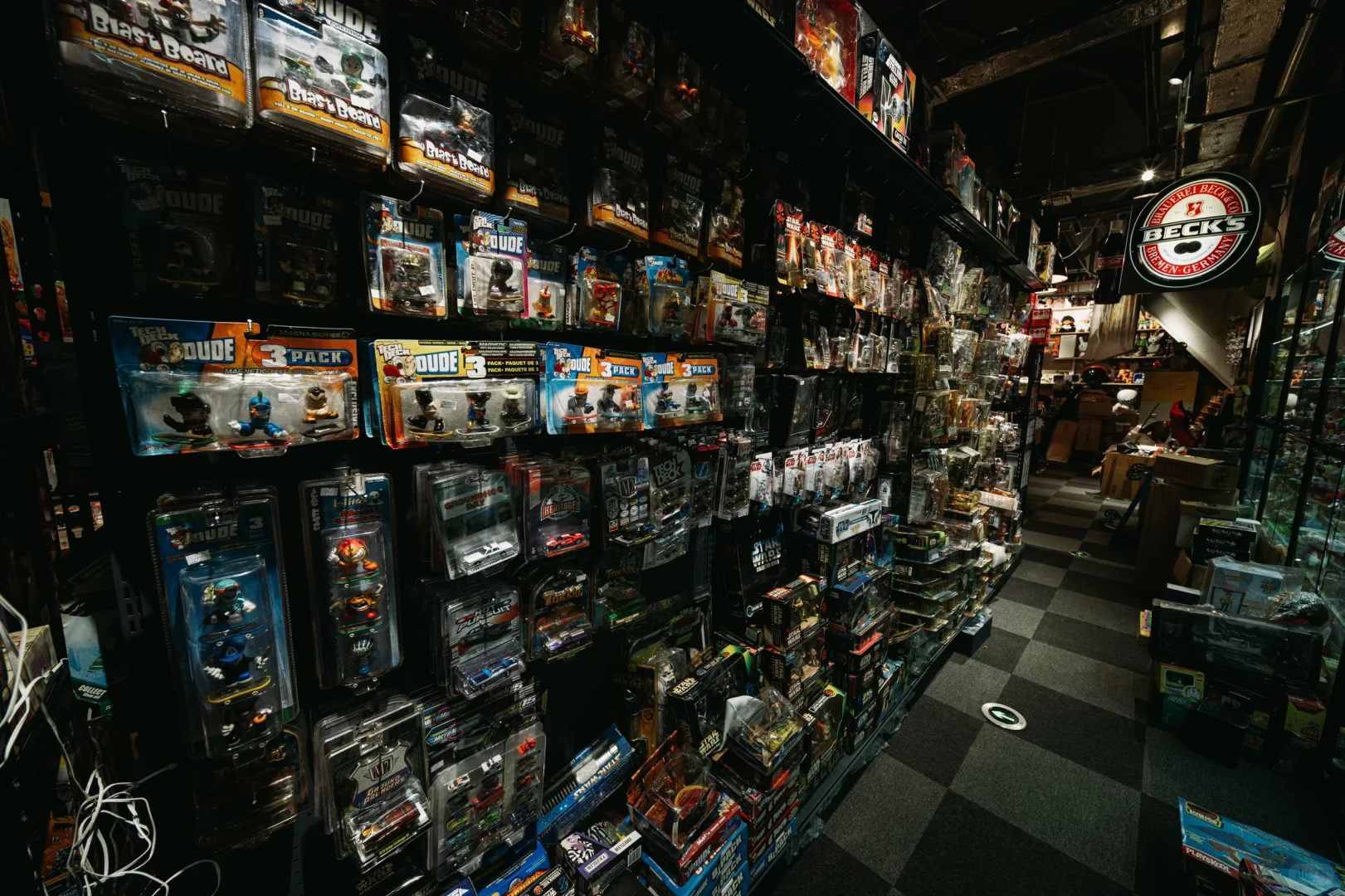 北京，玩具最全的中古店