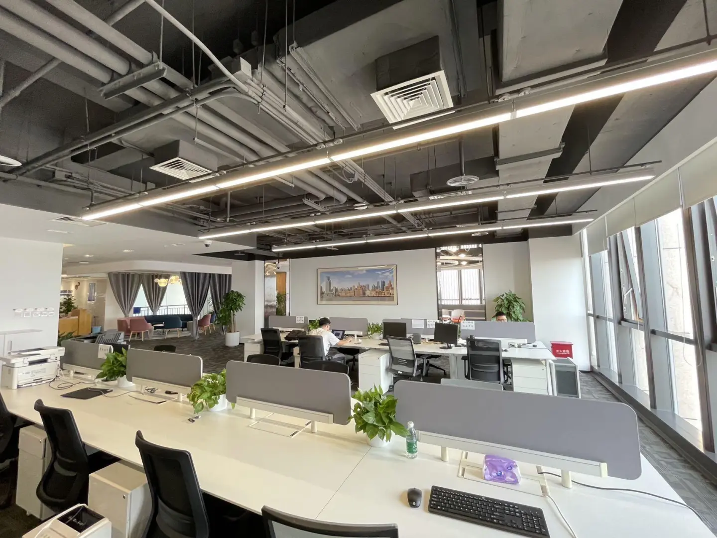 字节同款!中国卫星通信大厦=海淀科技新贵