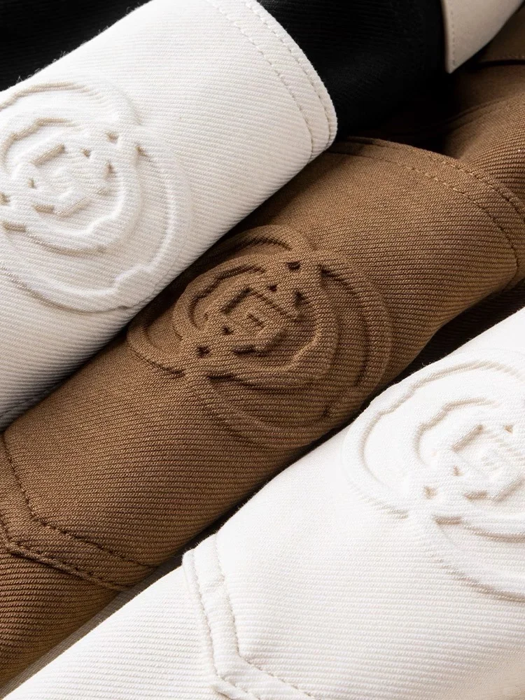 ?具有3D立体效果的服装logo印绣花工艺设计