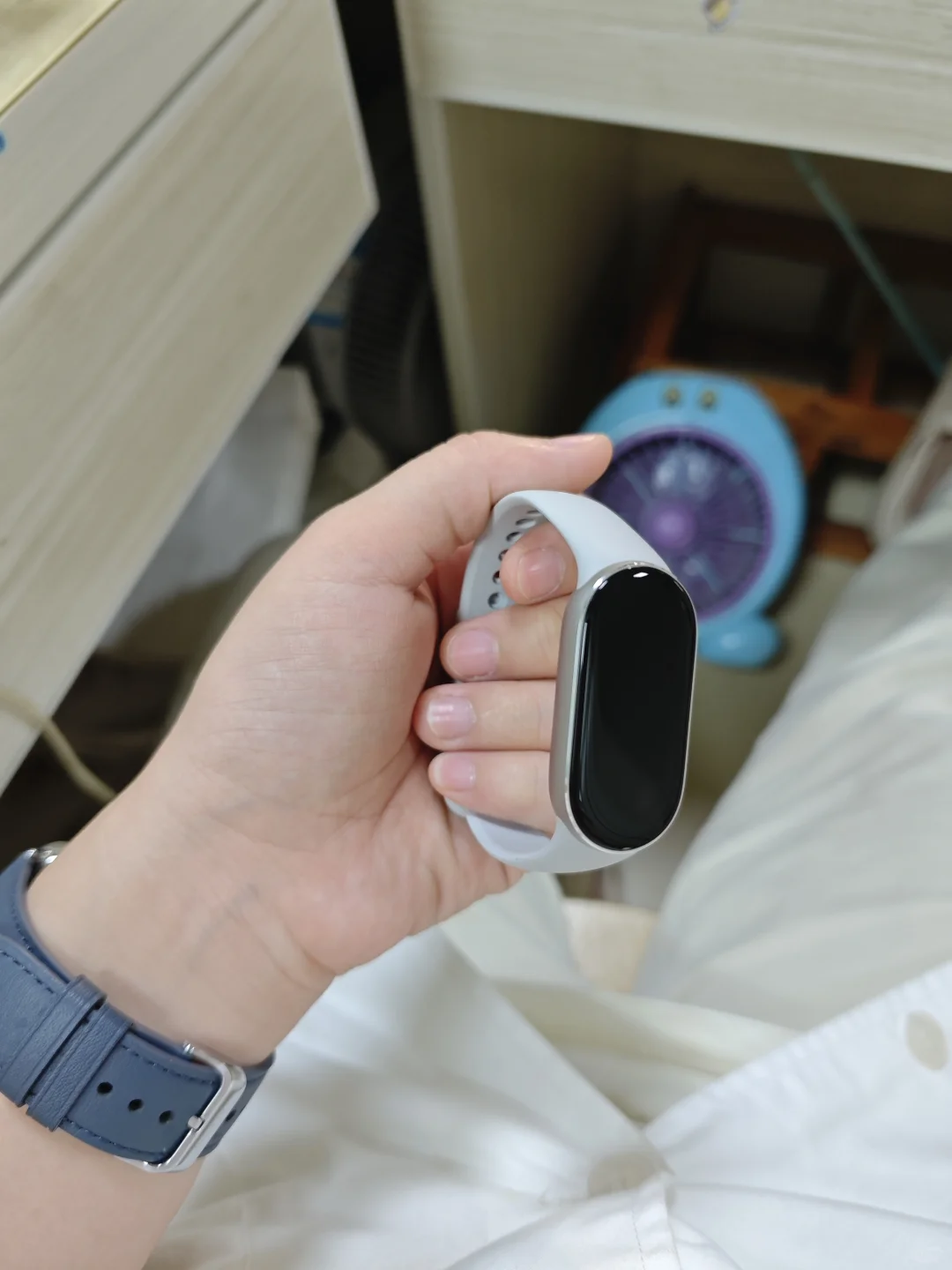 新玩具到货!小米手环10 NFC版上手体验