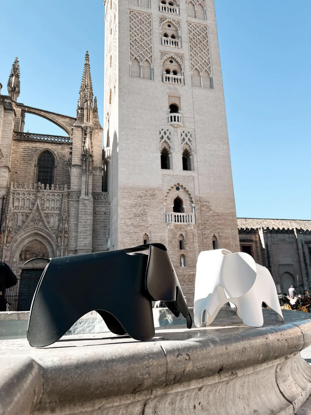 Vitra 伊姆斯小象椅 | 当家里住进小象?