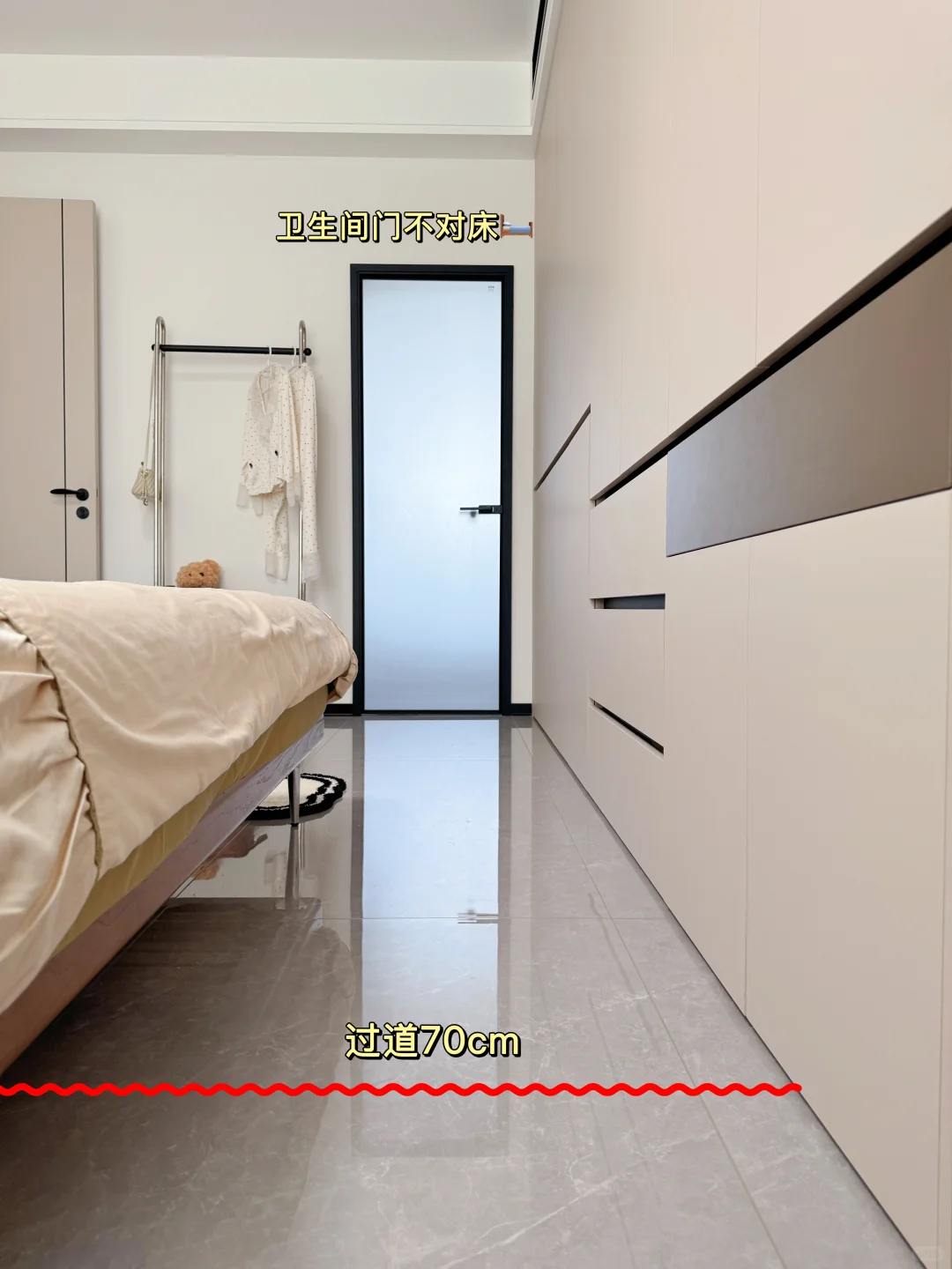 开间3.3m做床尾衣柜⁉️邻居看了想砸掉重装?