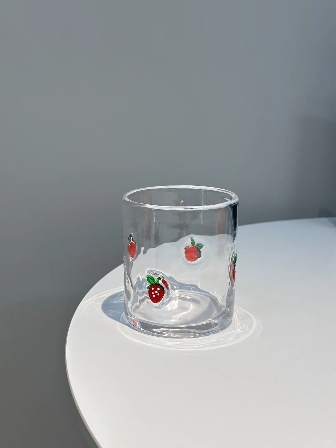 草莓?杯，好有食欲呀～～