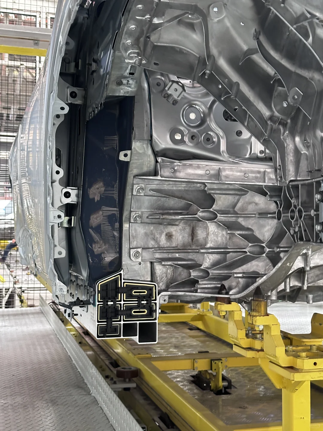 一辆阿维塔07是怎样智造的？