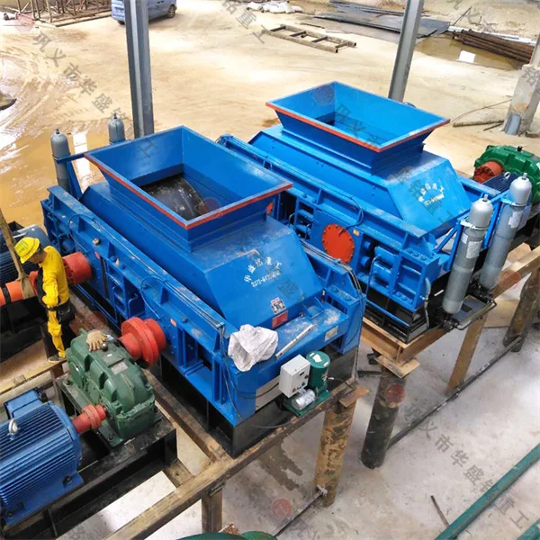 铁矿石对辊破碎机耐磨辊皮寿命长