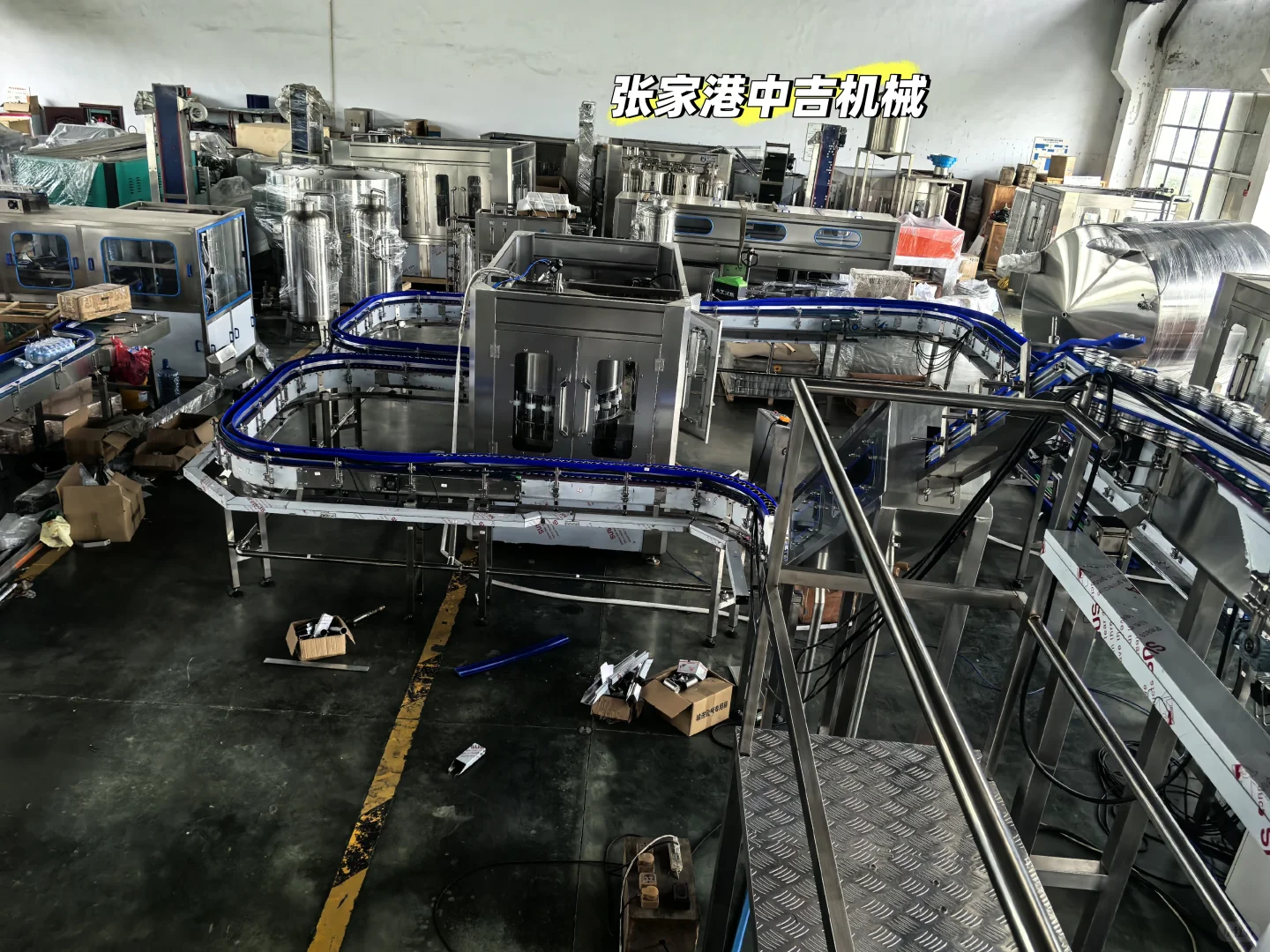 易拉罐饮料果汁汽水生产线连线试机