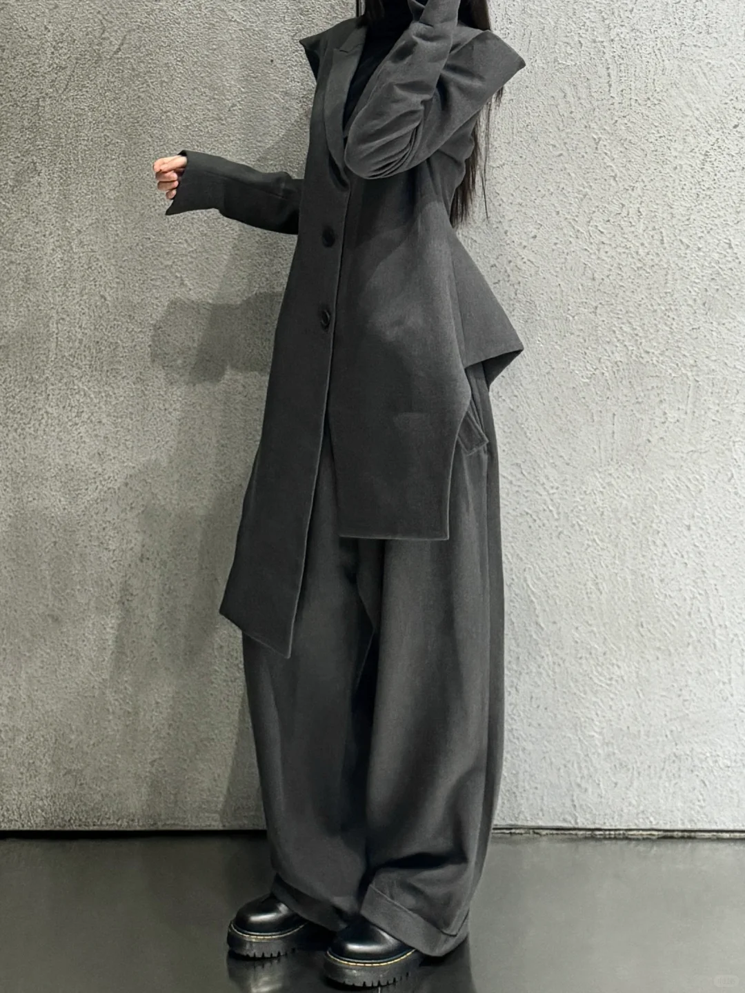 被这刀削般的剪裁给震撼到!