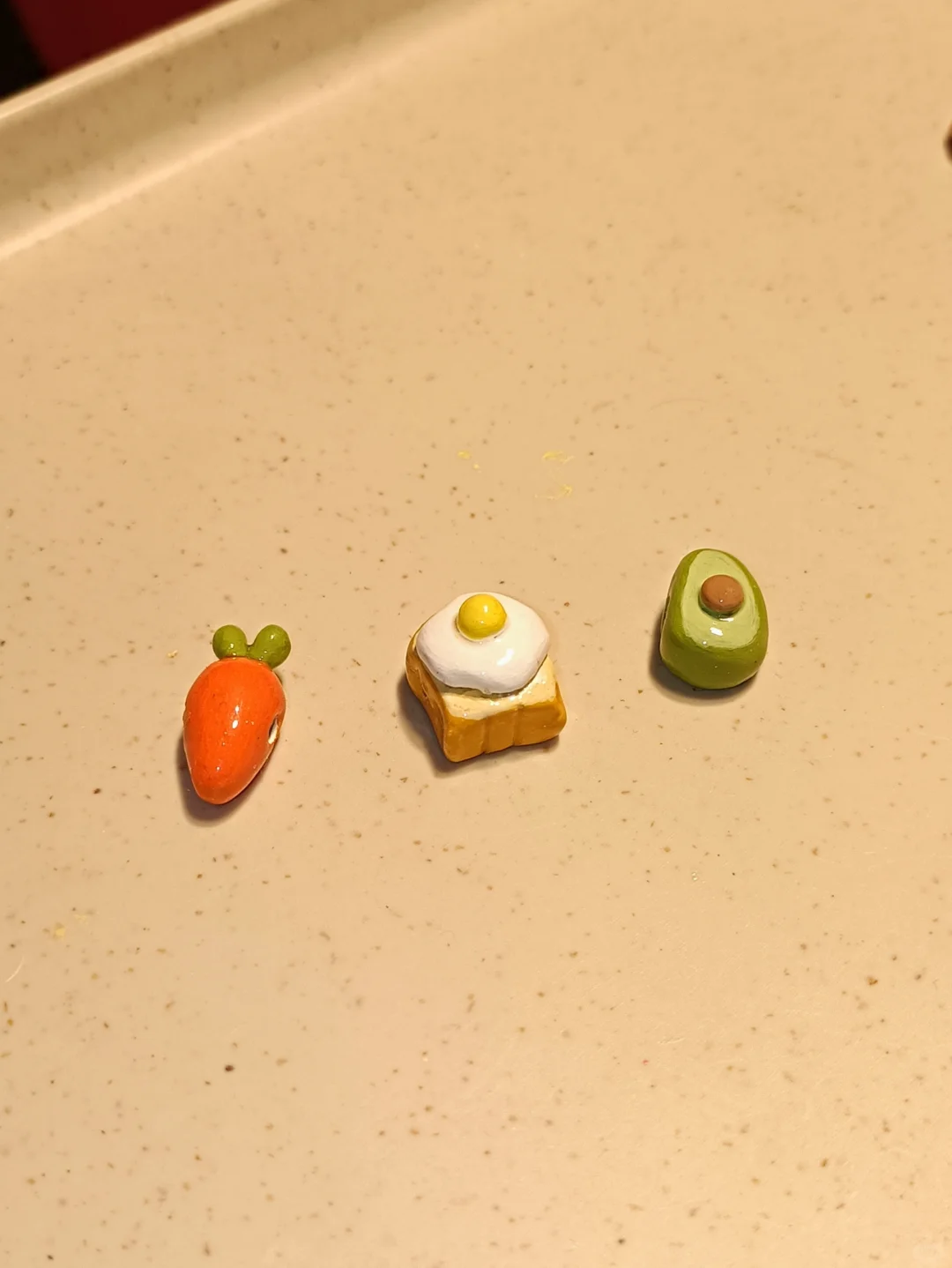 石塑粘土｜早餐派对?右划串成手链?