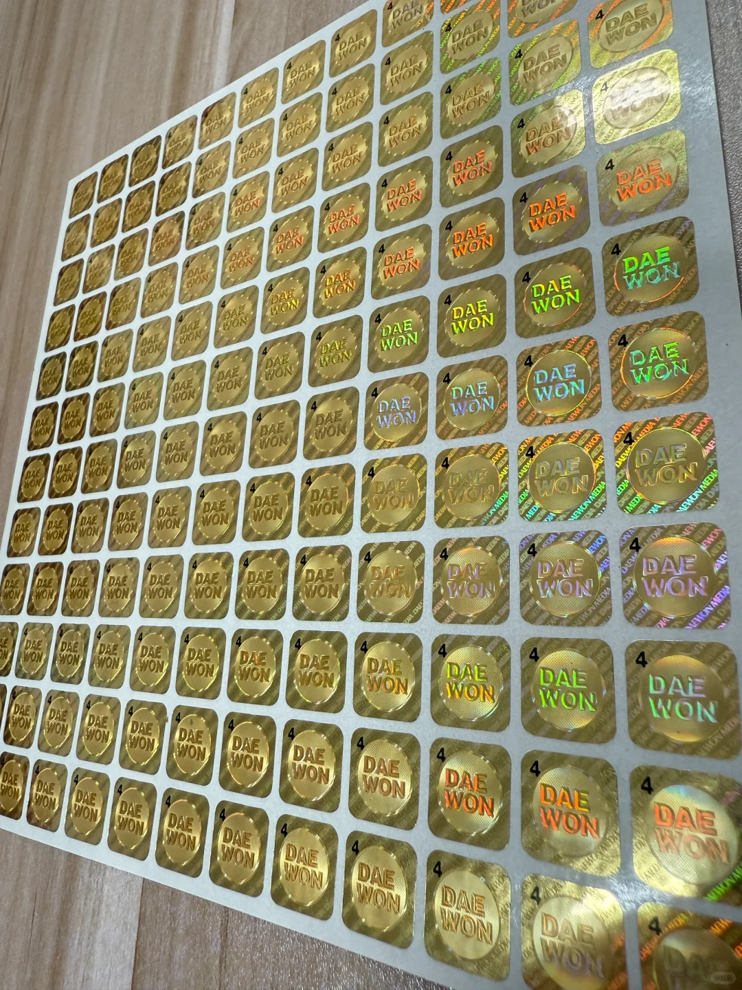 自嘲熊防伪标chiikawa