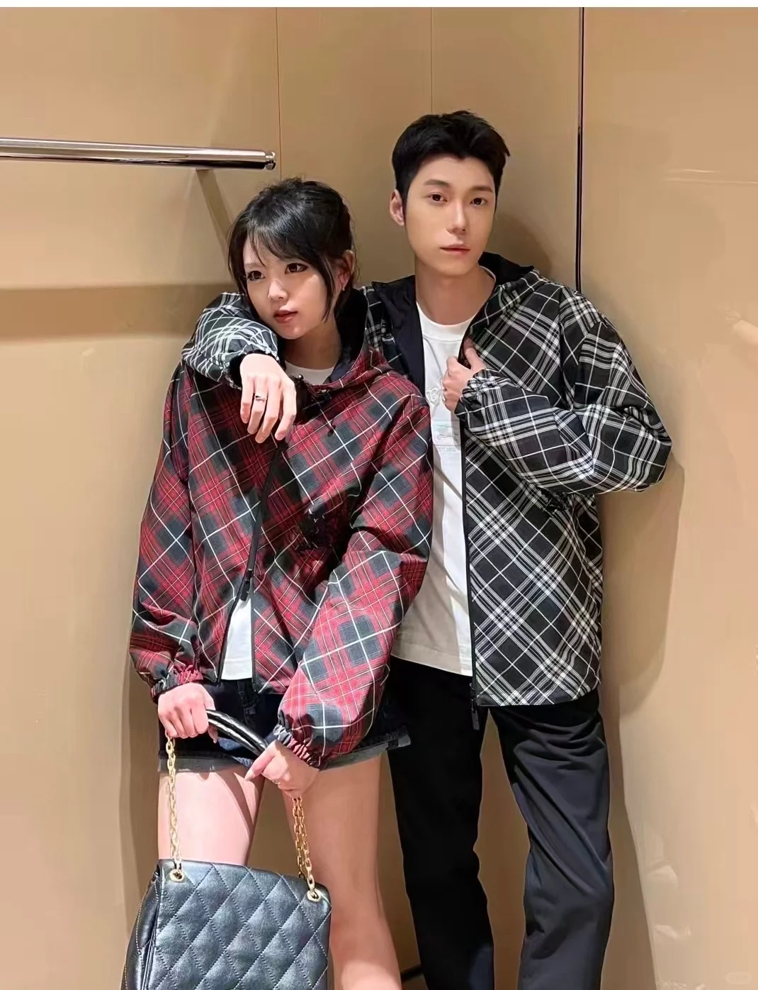 新品开发，实体工厂很困难，借钱也要搞开发