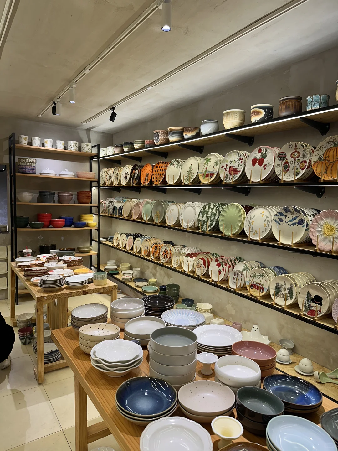 在大同 开一家日剧里的陶瓷杂货铺