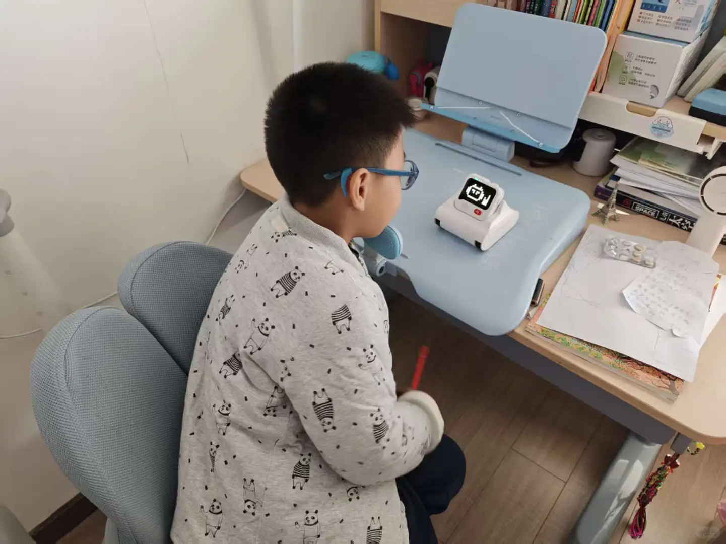 要交3299元学费才送的机器人，我只花了40元