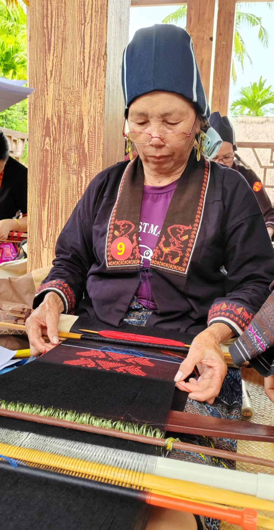 海南黎锦职称评审