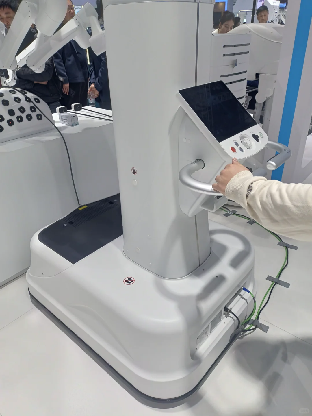 国产医疗设计碾压标杆达芬奇？?⚡️