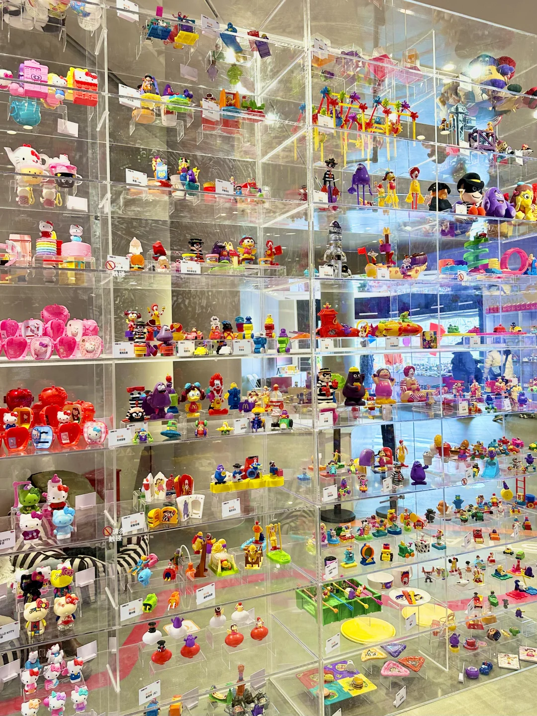麦门玩具新展！！21年的收藏！太厉害了吧………