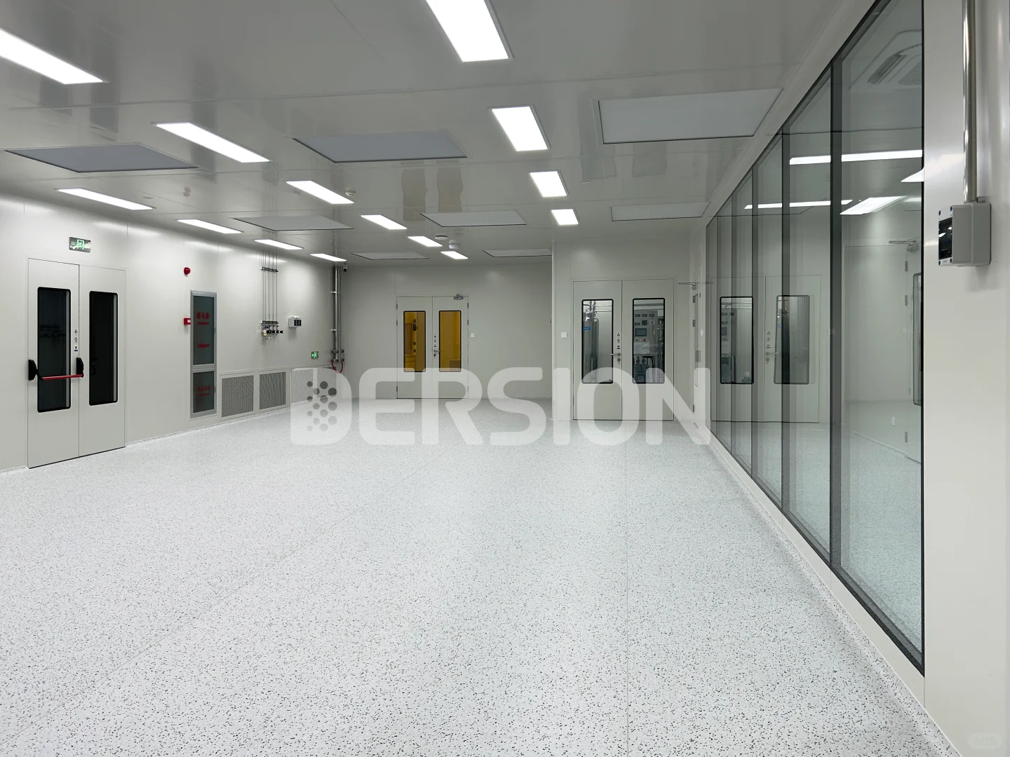 杭州340平米千级恒温恒湿芯片洁净室