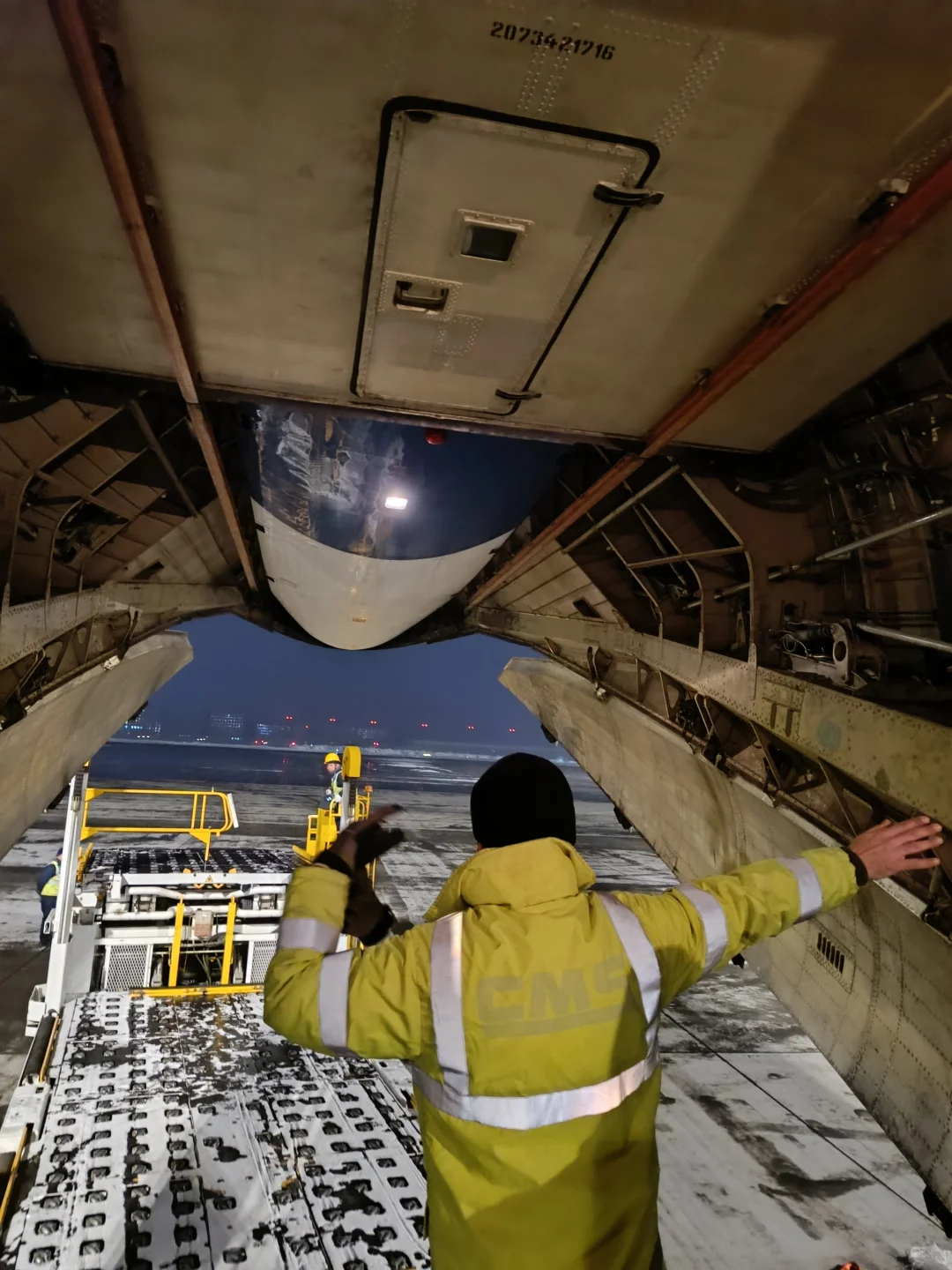 一条迟到的朋友圈!URC上班第一个大活